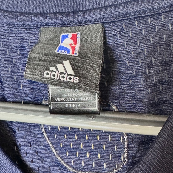 Vintage Memphis Grizzlies Stoudamire #20 Adidas Jersey,  Size Small - Picture 4 of 8